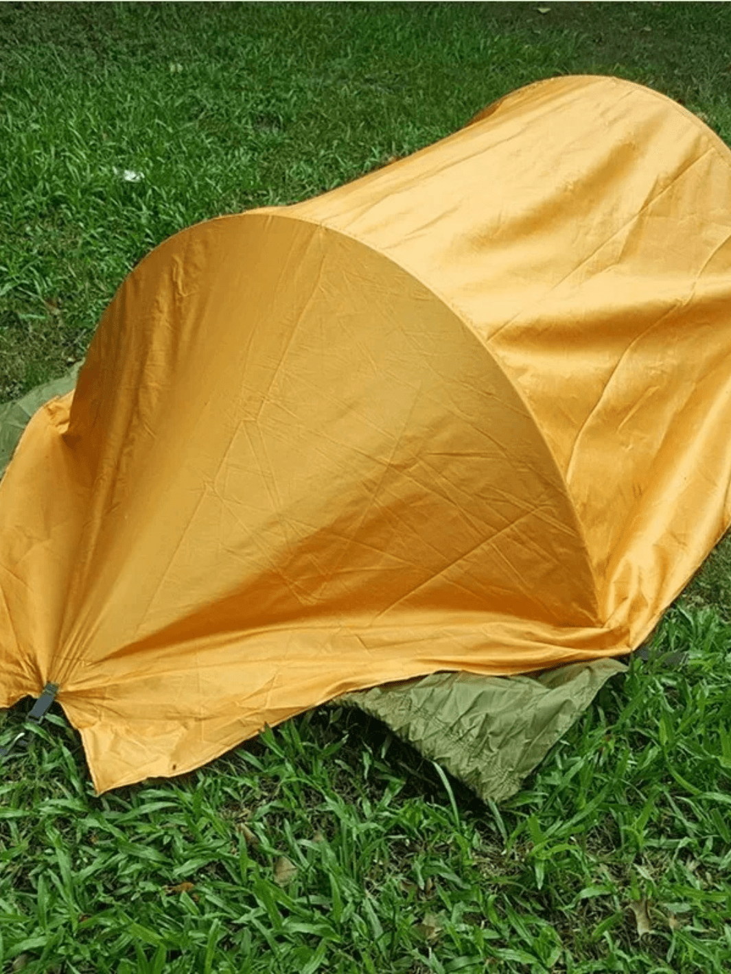 Hamac-tente à suspendre